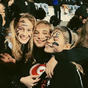 Meet your Posher, Ellie